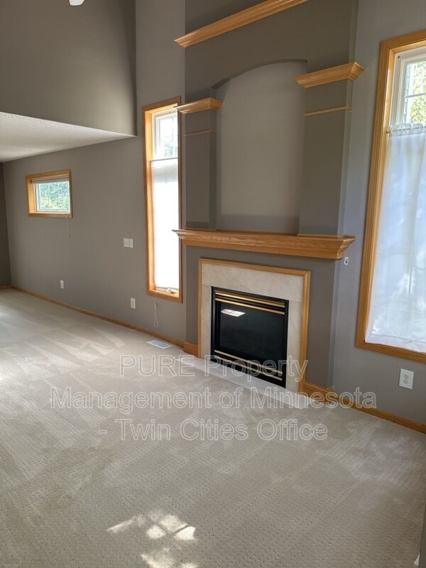 Building Photo - 15061 Dunwood Trl