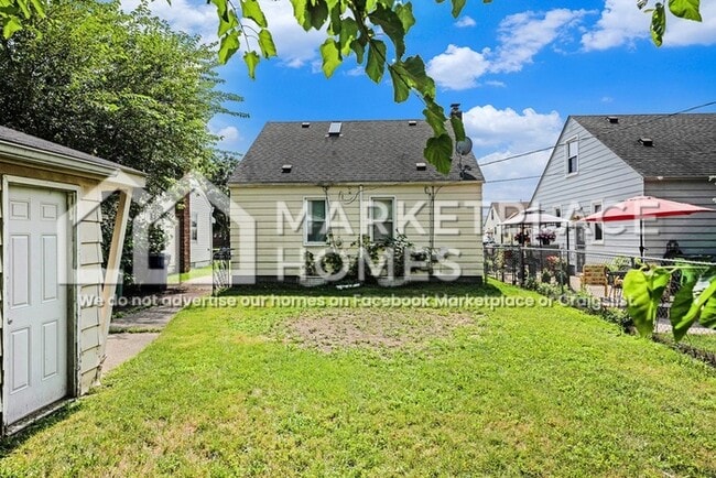 Building Photo - 14653 Ego Ave