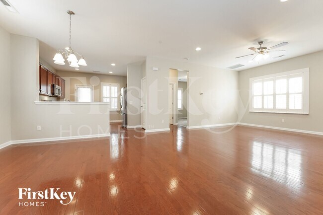 Foto del edificio - 126 Brookhaven Rd