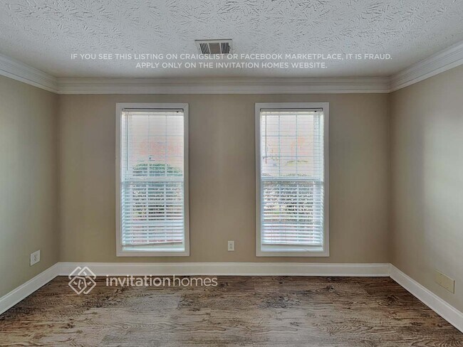 Foto del edificio - 341 Paper Woods Dr