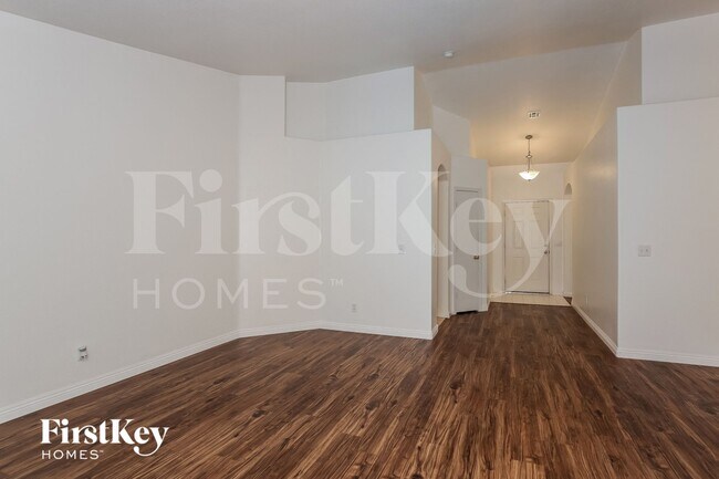 Foto del edificio - 3722 St Peter Ct