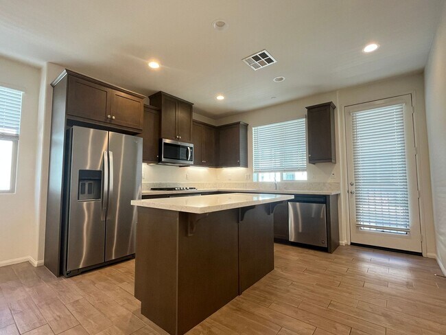 Building Photo - 2327 Verano Wy.