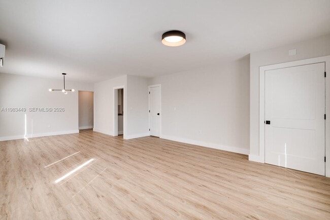 Building Photo - 2920 S Le Jeune Rd