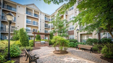 Building Photo - Fairchase