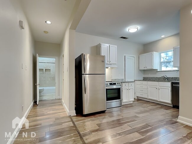 Foto del edificio - 6024 Richmond Ave