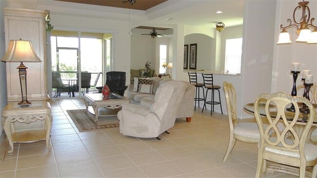 Building Photo - 214 Winding River Tr