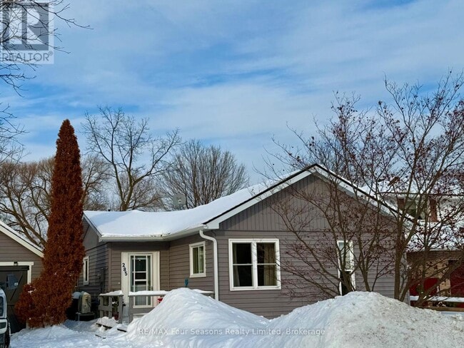 Photo du bâtiment - 285 Second St