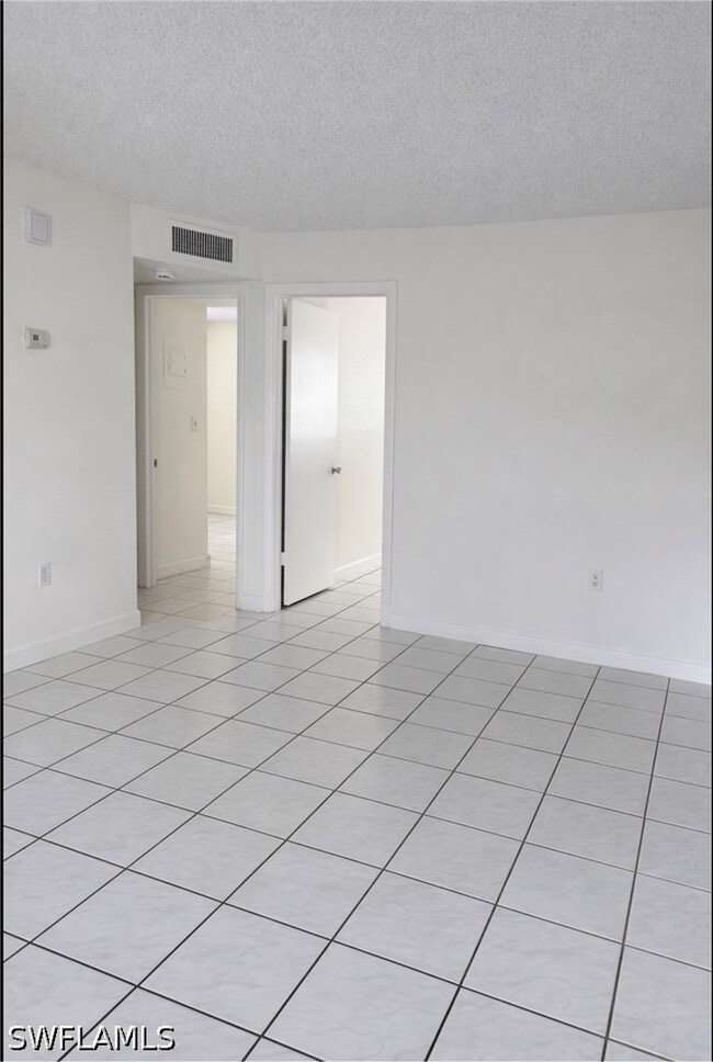 Building Photo - 3325 Arpt Rd S