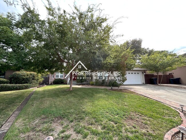 Foto del edificio - Spacious East Roseville 3bd/2ba with Bonus...