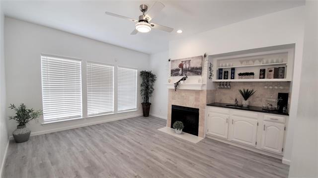 Primary Photo - 5100 Verde Valley Ln