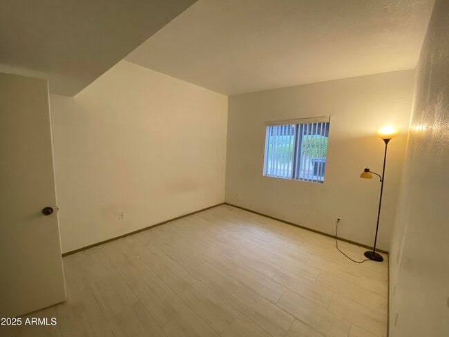 Building Photo - 416 W Pebble Beach Dr