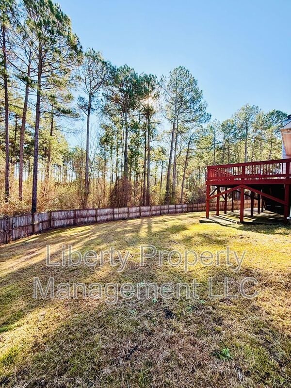 Foto del edificio - 48 Commonwealth Ct