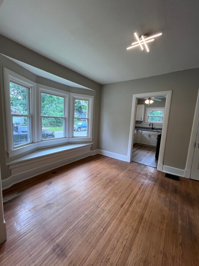 Dining Room - 2415 Lindbergh Dr