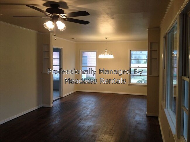 Building Photo - 3205 Cumberland Ave
