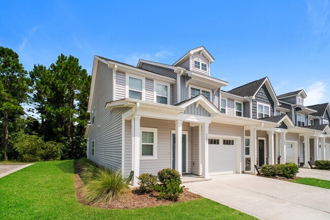 Foto del edificio - 7223 Bellacroft Dr