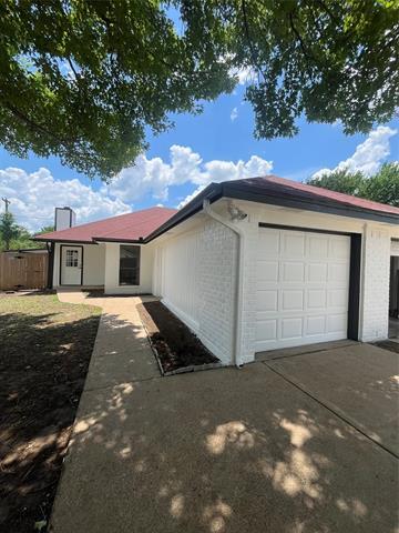 Foto del edificio - 1045 Mitchell Ln