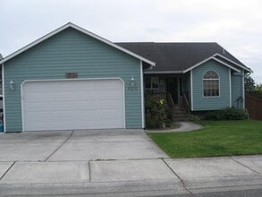 Building Photo - 344 SW Stroops Dr