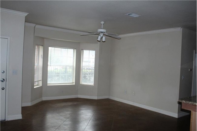 Building Photo - 1625 S 10th St
