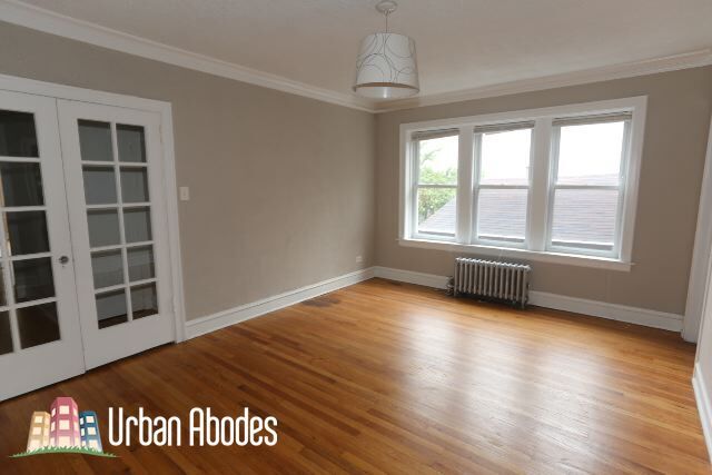 Building Photo - 2043 N Avers Ave