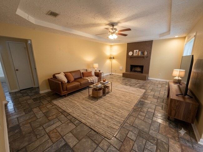 Photo - 18066 Forest Cedars Dr (Houston, TX) House