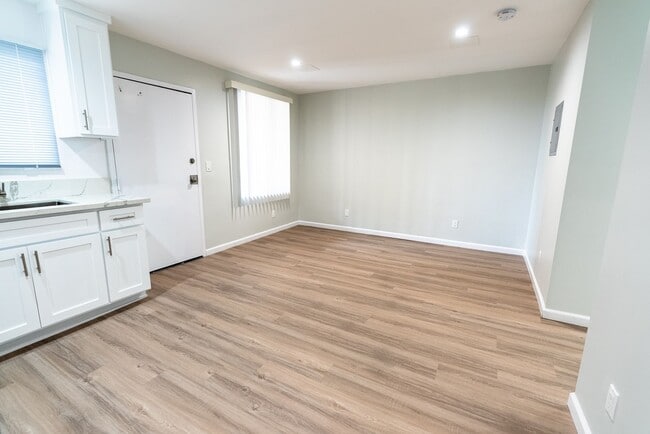 Foto del interior - 5235 Kester Ave
