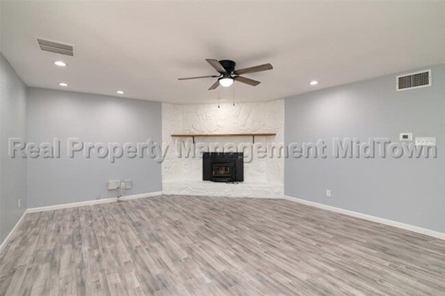 Photo - Stunning North Richland Hills House