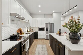 Building Photo - The Vickery