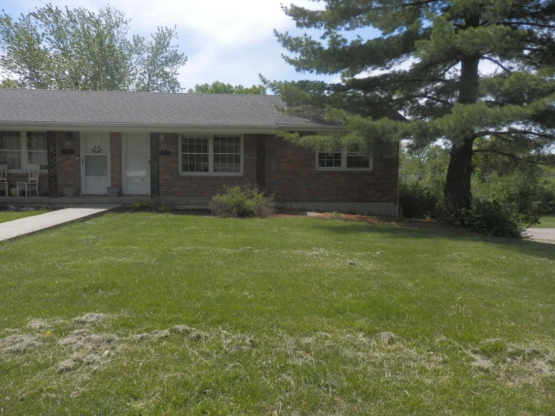 Primary Photo - 2708-2710 Braemore Rd