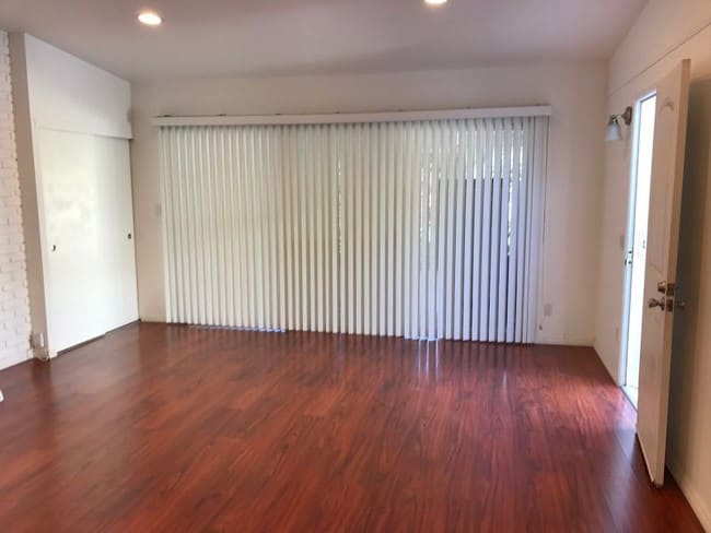 Foto del edificio - 5909 Lockhurst Dr