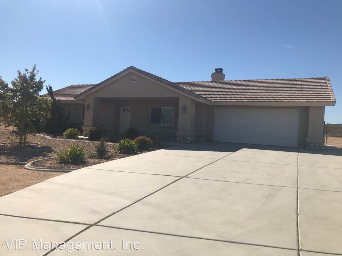 Foto principal - 17685 1/2 Verde St
