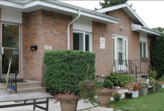 Building Photo - Evergreen Village