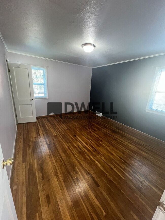 1300 2nd Ave SW Unit 1, Austin, MN 55912 Room for Rent in Austin, MN