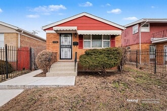 Building Photo - 1138 W 115th St