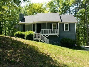 Building Photo - 1673 Independence Dr