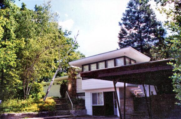 Foto del edificio - 398 Triphammer Rd