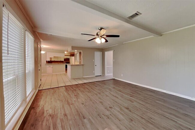 Building Photo - 8110 Renmark Ln