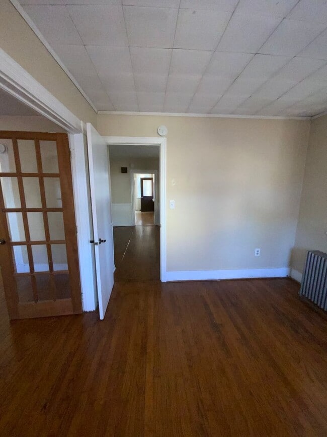 Building Photo - 31 New Haven St