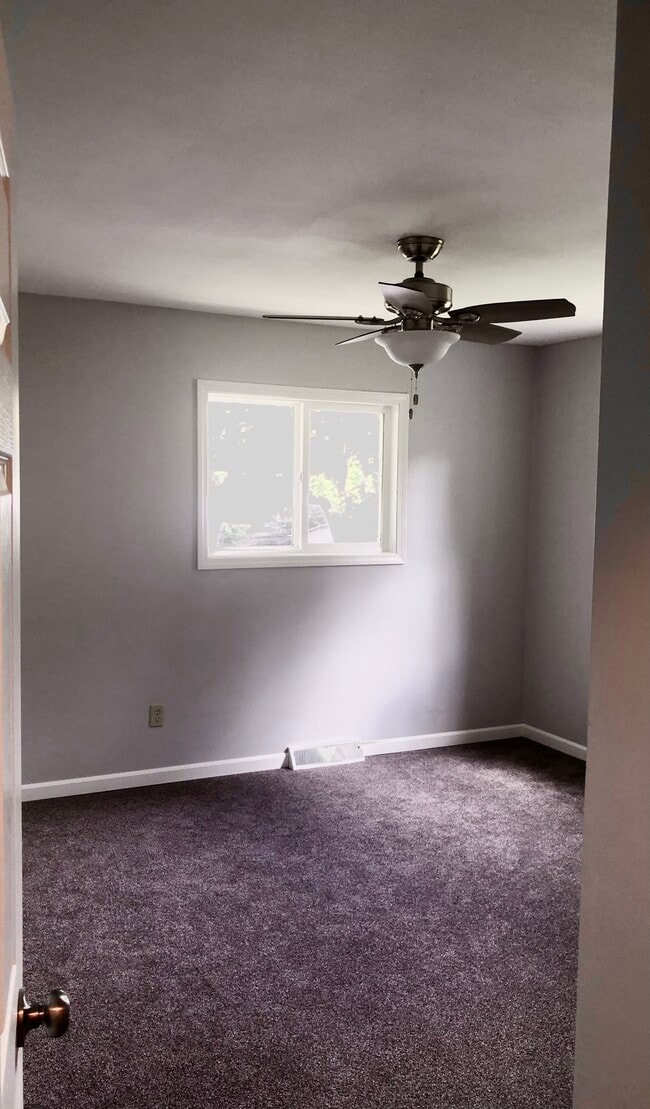 Inside is currently being updated with new trim , flooring , kitchen , bathrooms?? - 6662 Charlie Grimm Rd