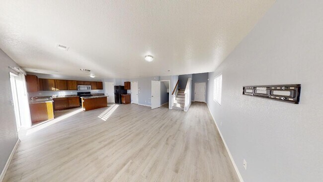 Foto del edificio - 2366 Spring Blossom Dr