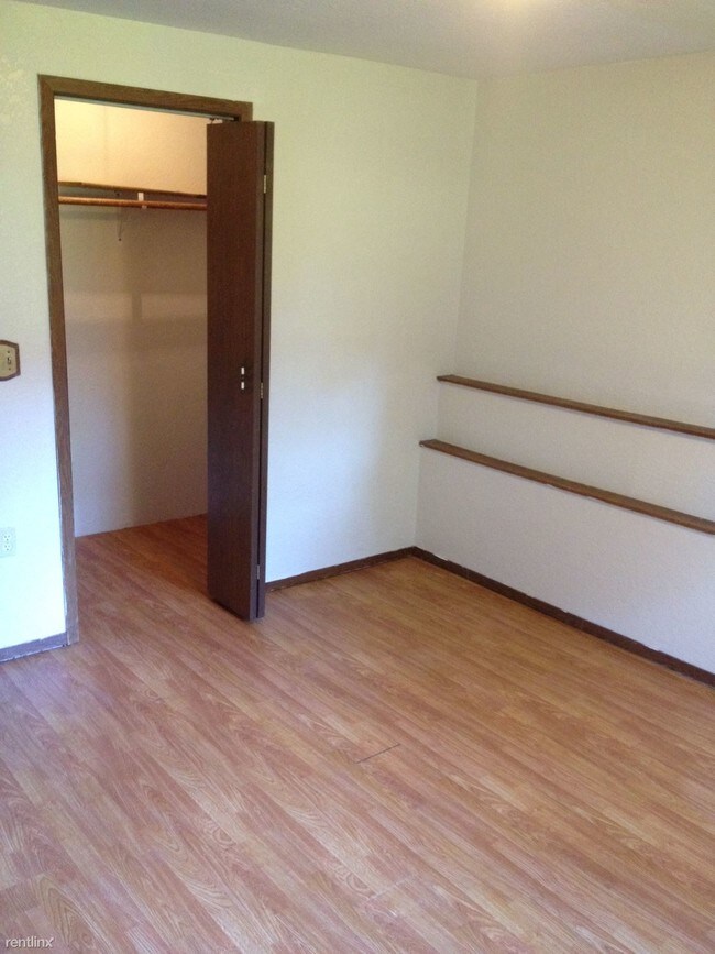 Foto del edificio - 2021 Lore Rd