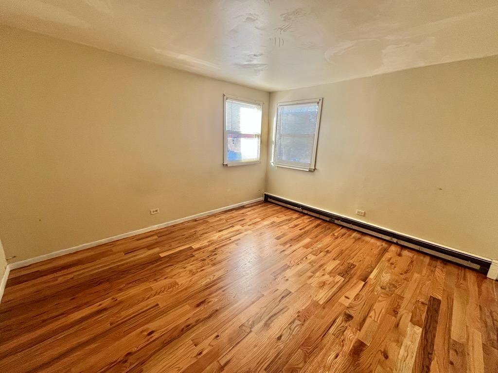 Foto del edificio - 13507 Seeley Ave