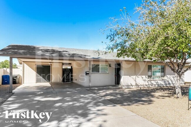 Foto del edificio - 6836 S Terrace Rd