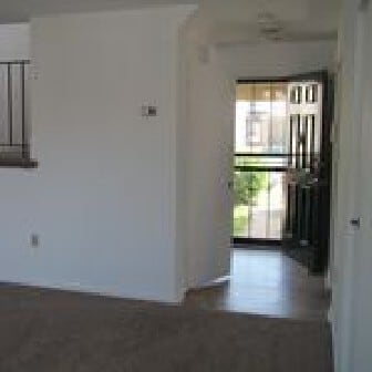 Foto del edificio - 616 Allison St NE