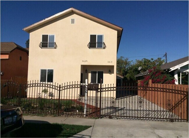 Foto del edificio - 6629 Denver Ave