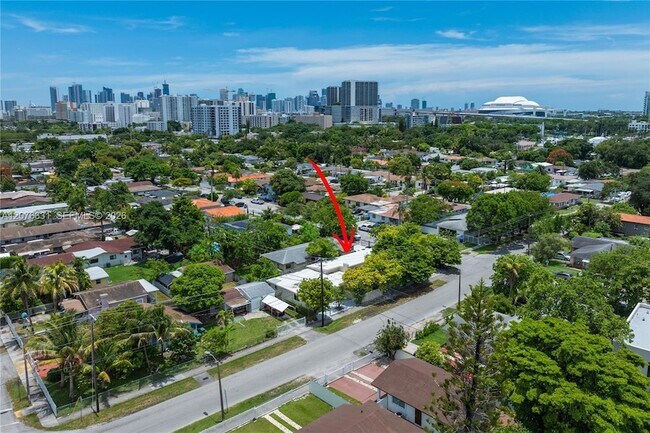 Foto del edificio - 1701 NW 19th Ave