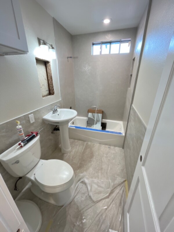 2230 S Center St Unit 2230, Santa Ana, CA 92704 Room for Rent in