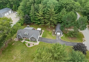 Building Photo - 2870 Brook Hills Dr