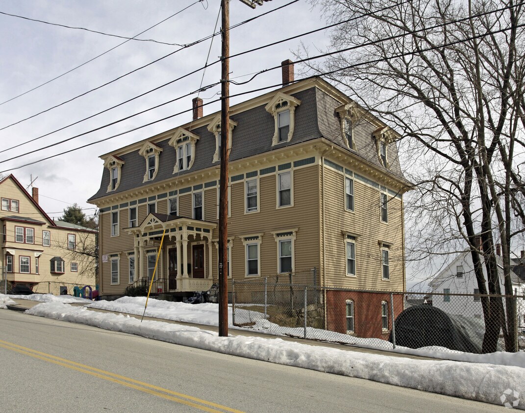 106 Cottage St, Whitinsville, MA 01588 Apartments in Whitinsville, MA