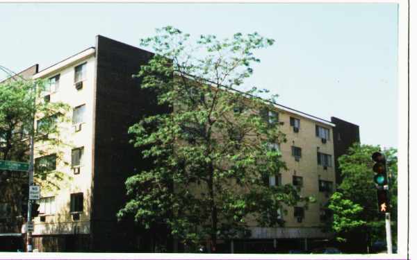 Foto del edificio - 6726 N Sheridan Rd