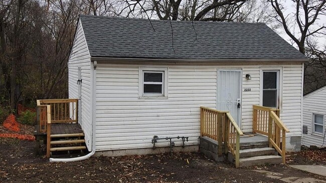 Building Photo - 2222 S Arlington Ave